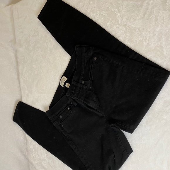 J. CREW | Toothpick Jean in True Black - Picture 3 of 6